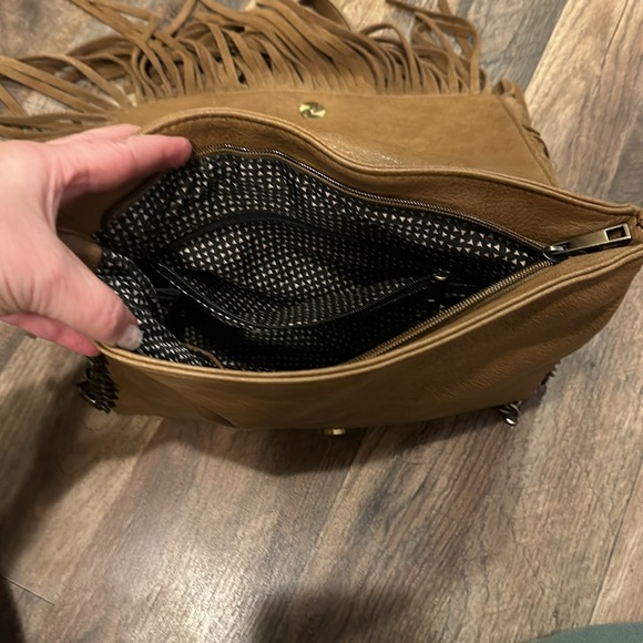 Antik Kraft Boho Fringe Faux Leather Purse - Picture 6 of 9